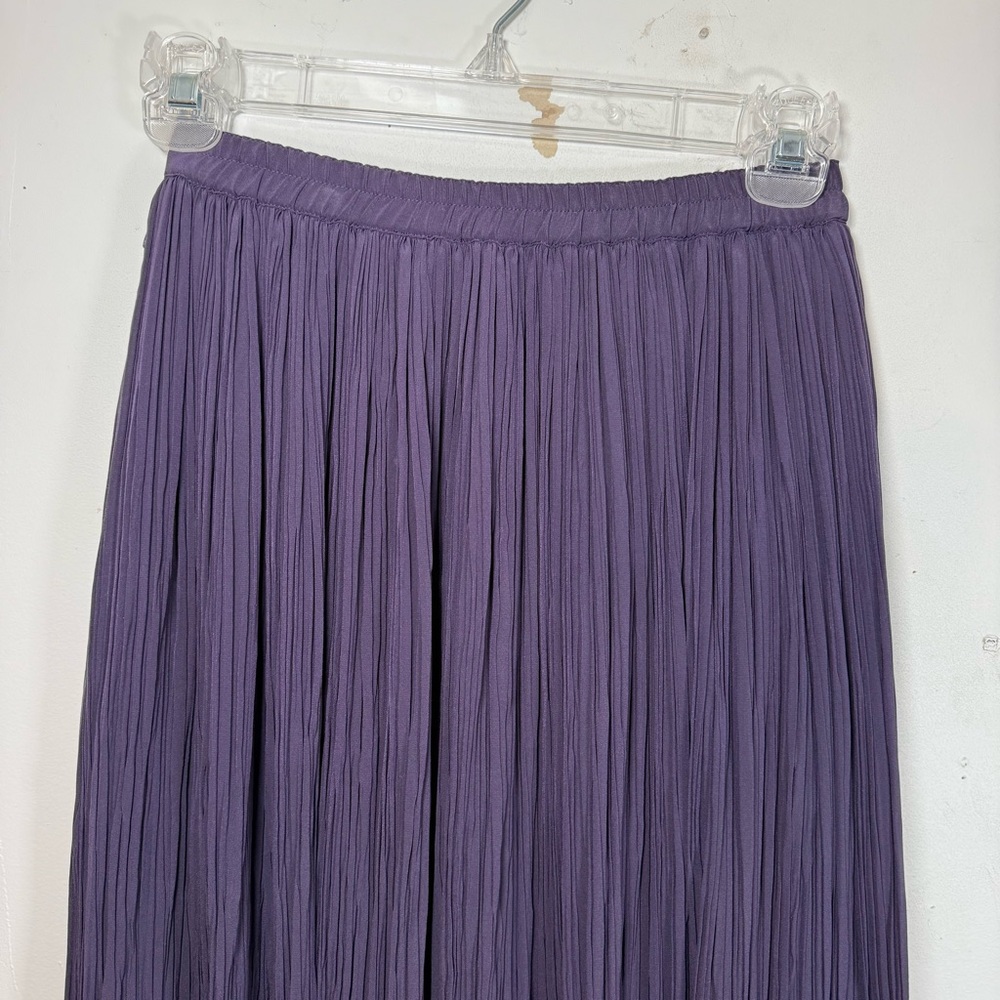 WOMENS MEDIUM HIGH WAISTED‎ MIDI PURPLE SKIRT PLEATED LINED DARK FEMININE PREPPY - Picture 6 of 15